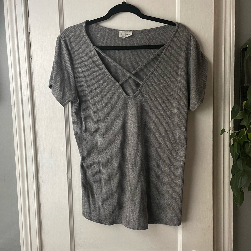Criss cross top